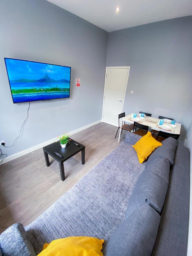 Stylish 1 Bedroom Flat In Wood Green Londres Extérieur photo